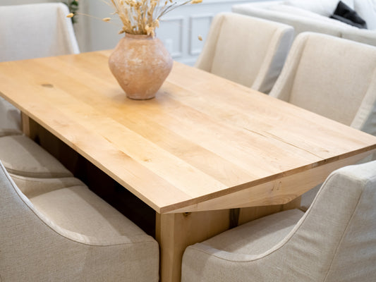 LONDON Dining Table